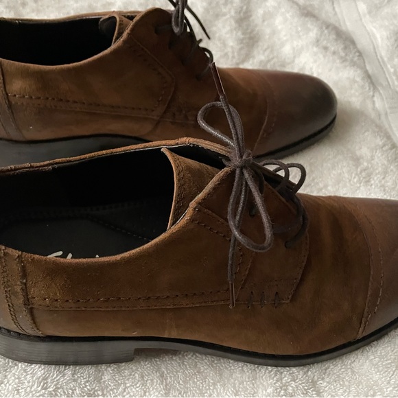Clarks Wallace Suede Leather Tan Oxford Shoes - NEW - Picture 6 of 10